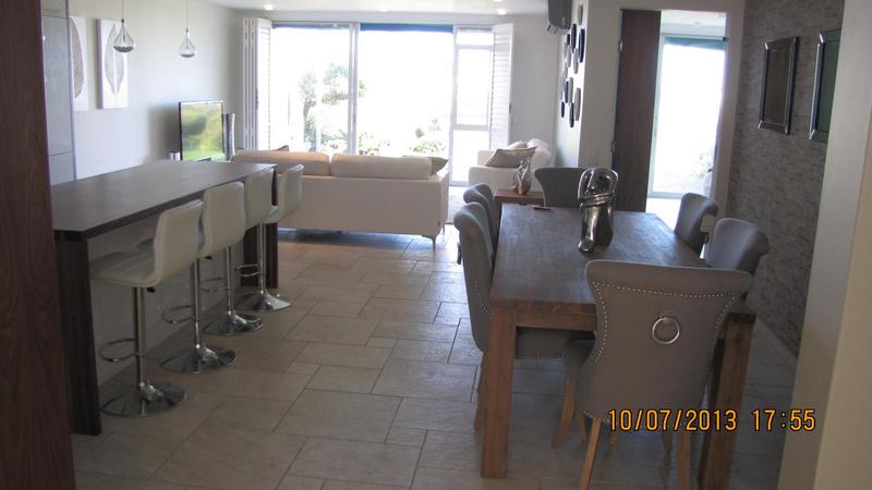 To Let 3 Bedroom Property for Rent in Dolphin Beach Western Cape